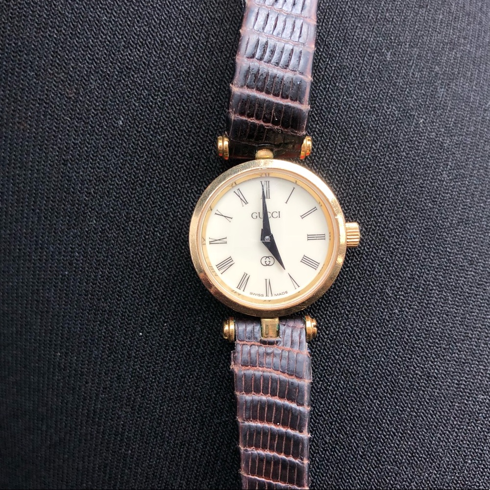 ✨Gucci watch✨